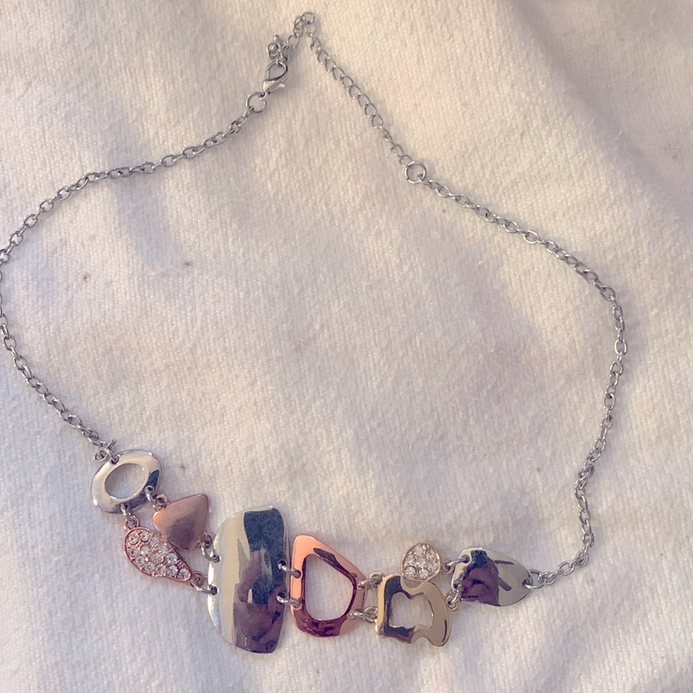 Multicolored Metallic Necklace